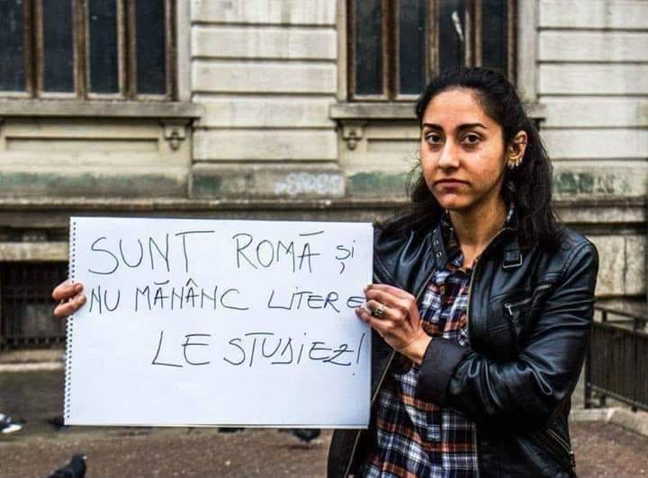 „Sunt romă si nu mănânc literele. Le studiez”